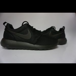 ❌SOLD❌Little Kid Nike Roshe